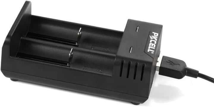 Cargador de batería 8221 para baterías de iones de litio 18650 - Tecneu