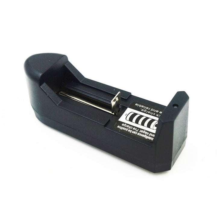 Cargador Universal Batería Pila 18650 17670 14500 10440 - Tecneu