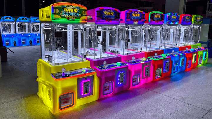 Máquina Mini Garra Caza Peluches Tank Fighter - Tecneu